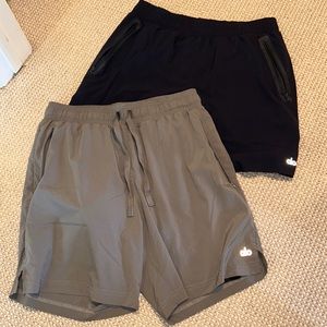 ALO SHORTS size medium